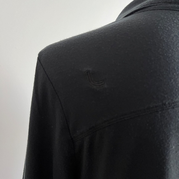 Lole - Black Button Down Shirt - Picture 5 of 7